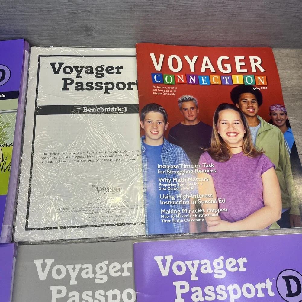 VOYAGER PASSPORT Teacher Resource Kit and Student Reading Pack D Set 2004